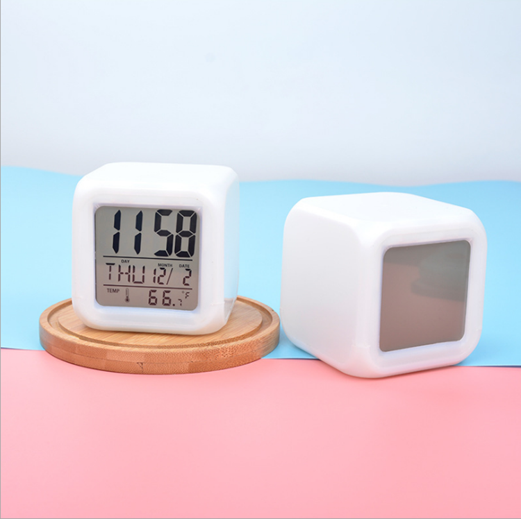 7 colour changing digital alarm clock