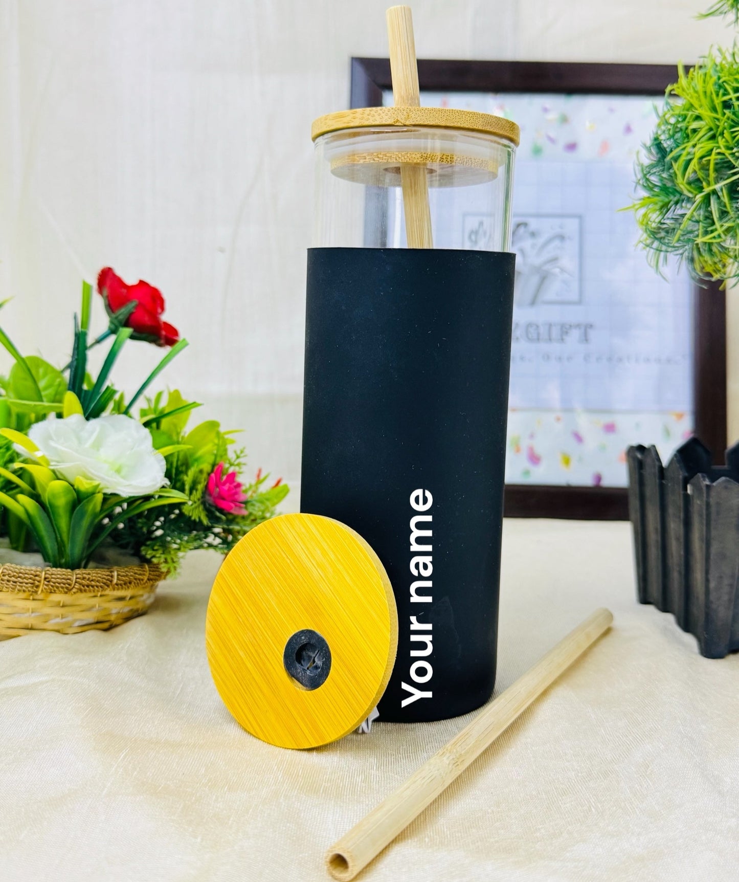 PERSONALIZED GLASS TUMBLER WITH BAMBOO LID AND STRAW